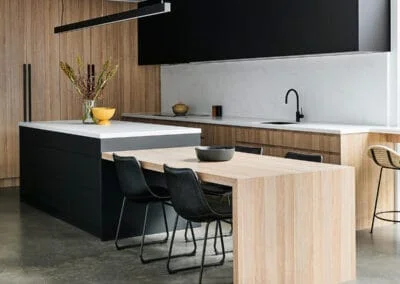 The beauty of Natural marble with the performance Solid Surface